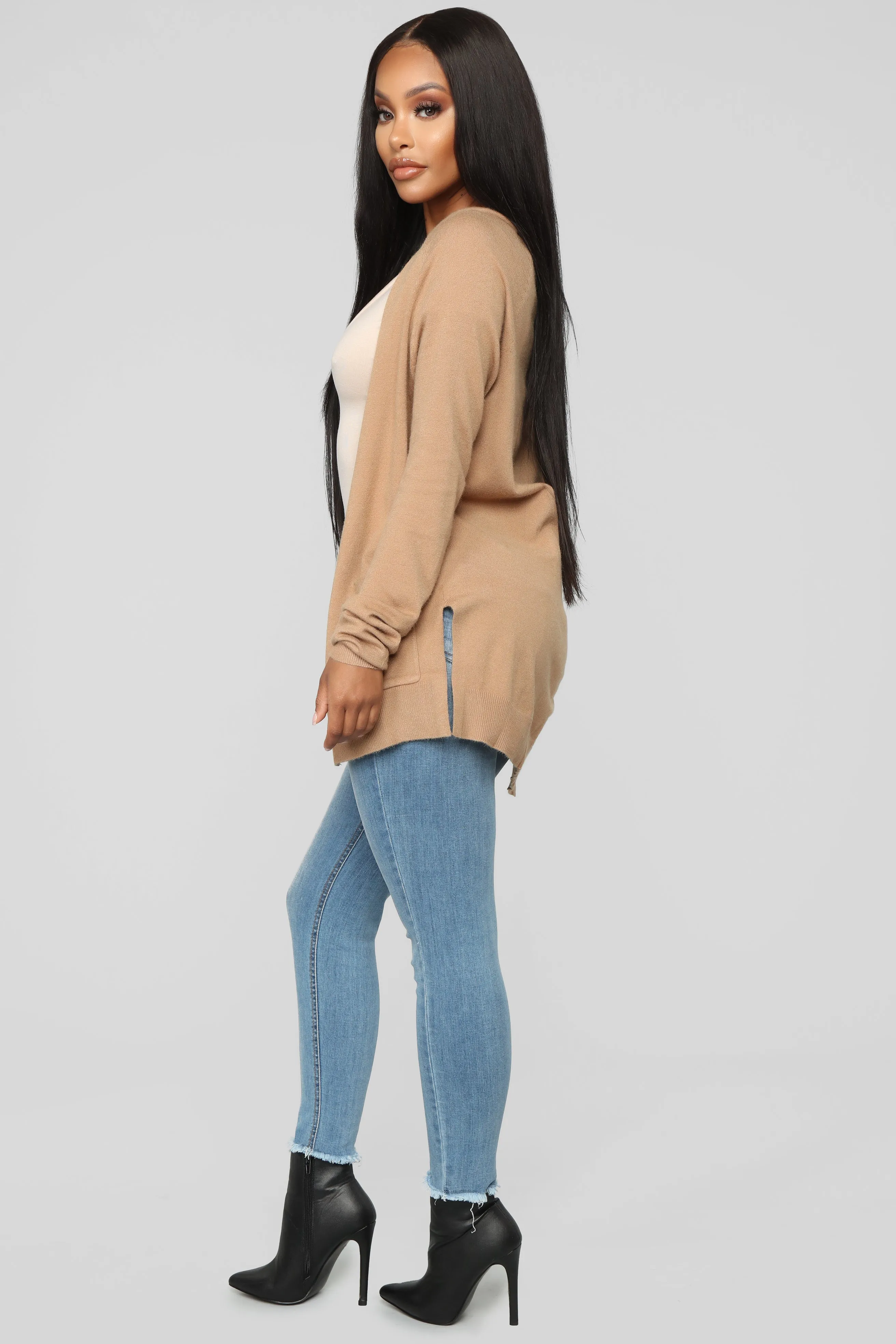 Ashley Cardigan - Camel