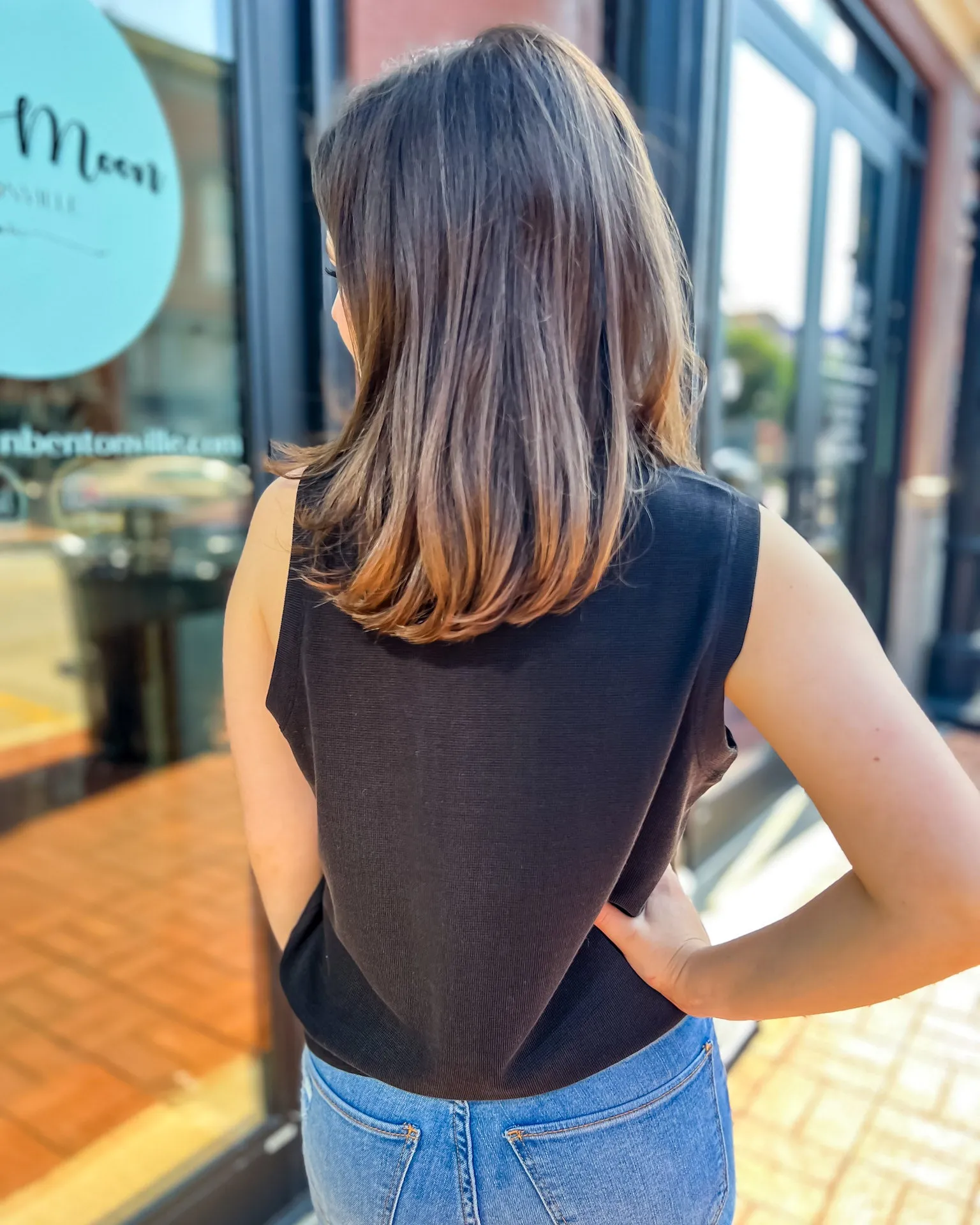 Black Boxy Half-Zip Tank Top