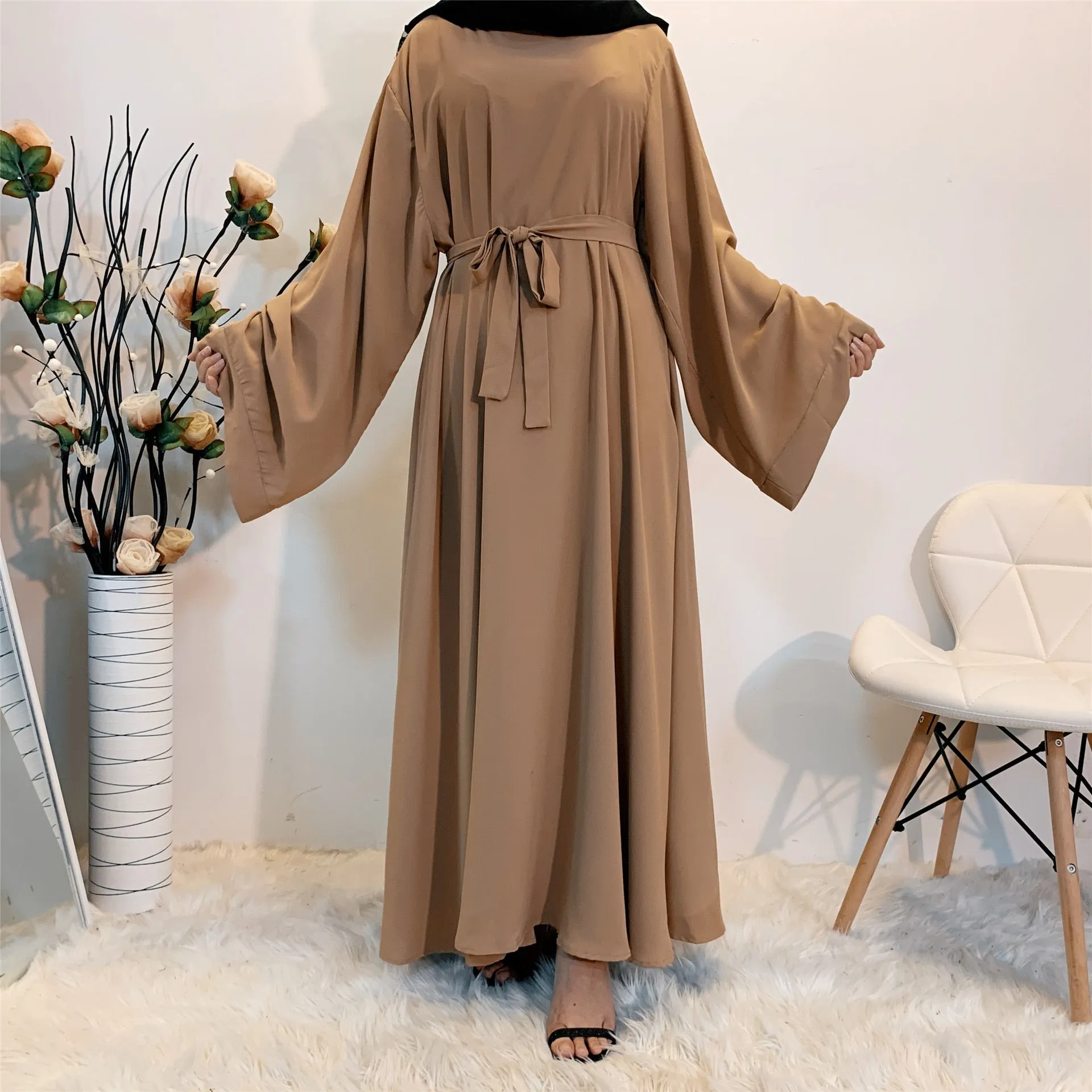 Chic and Modest: Muslim Fashion Hijab Dubai Abaya Long Dresses with Sashes for Women