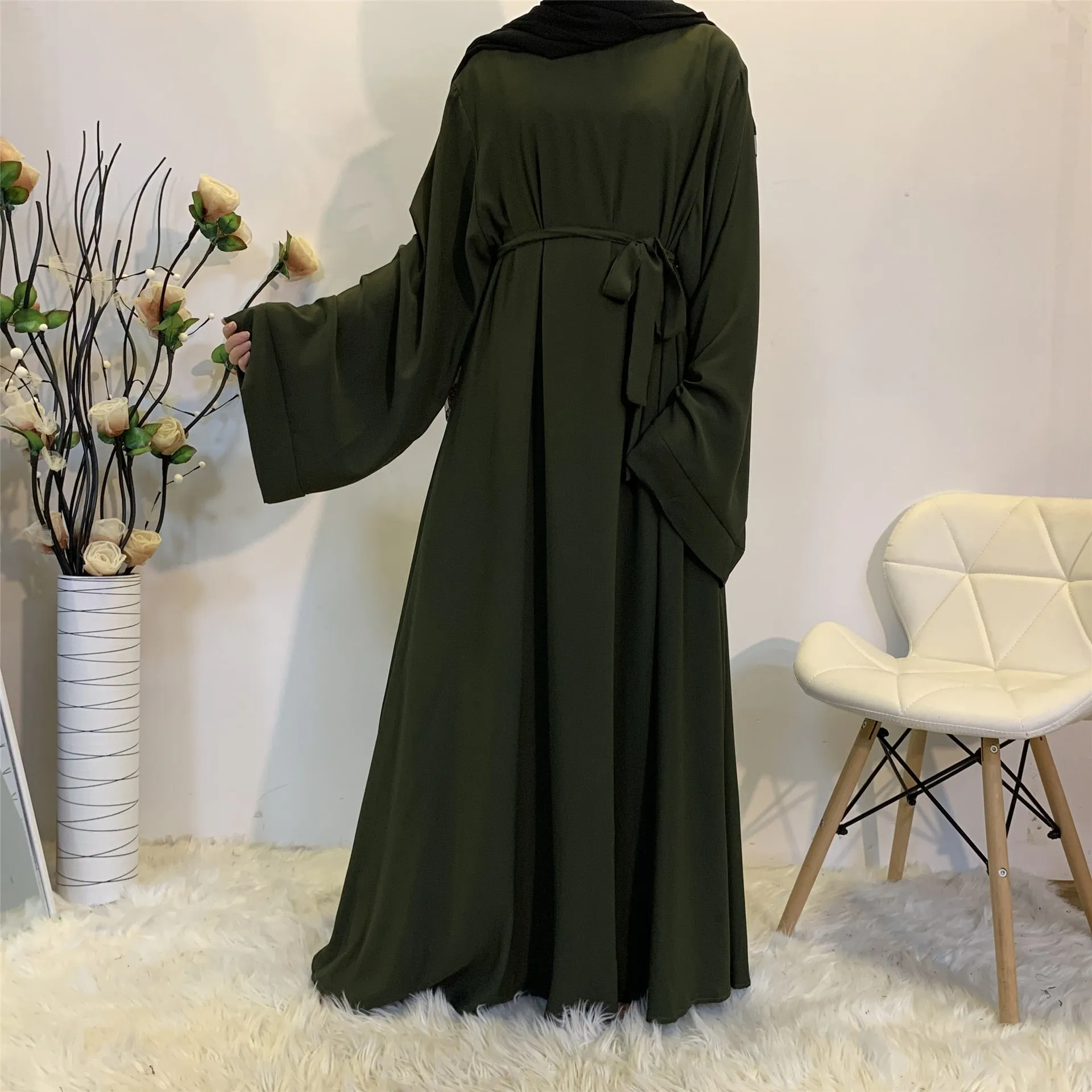 Chic and Modest: Muslim Fashion Hijab Dubai Abaya Long Dresses with Sashes for Women