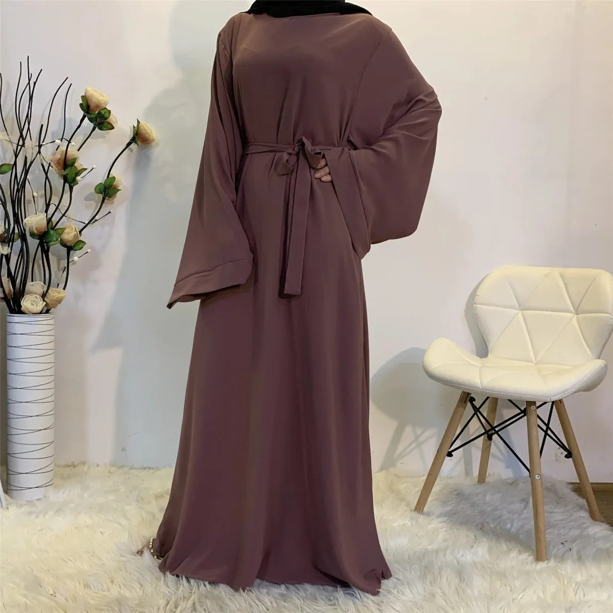 Chic and Modest: Muslim Fashion Hijab Dubai Abaya Long Dresses with Sashes for Women