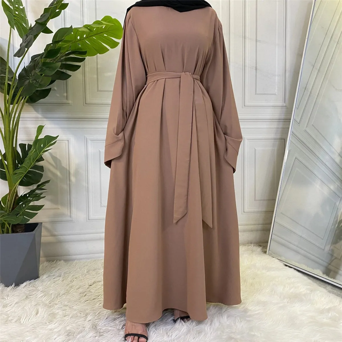 Chic and Modest: Muslim Fashion Hijab Dubai Abaya Long Dresses with Sashes for Women